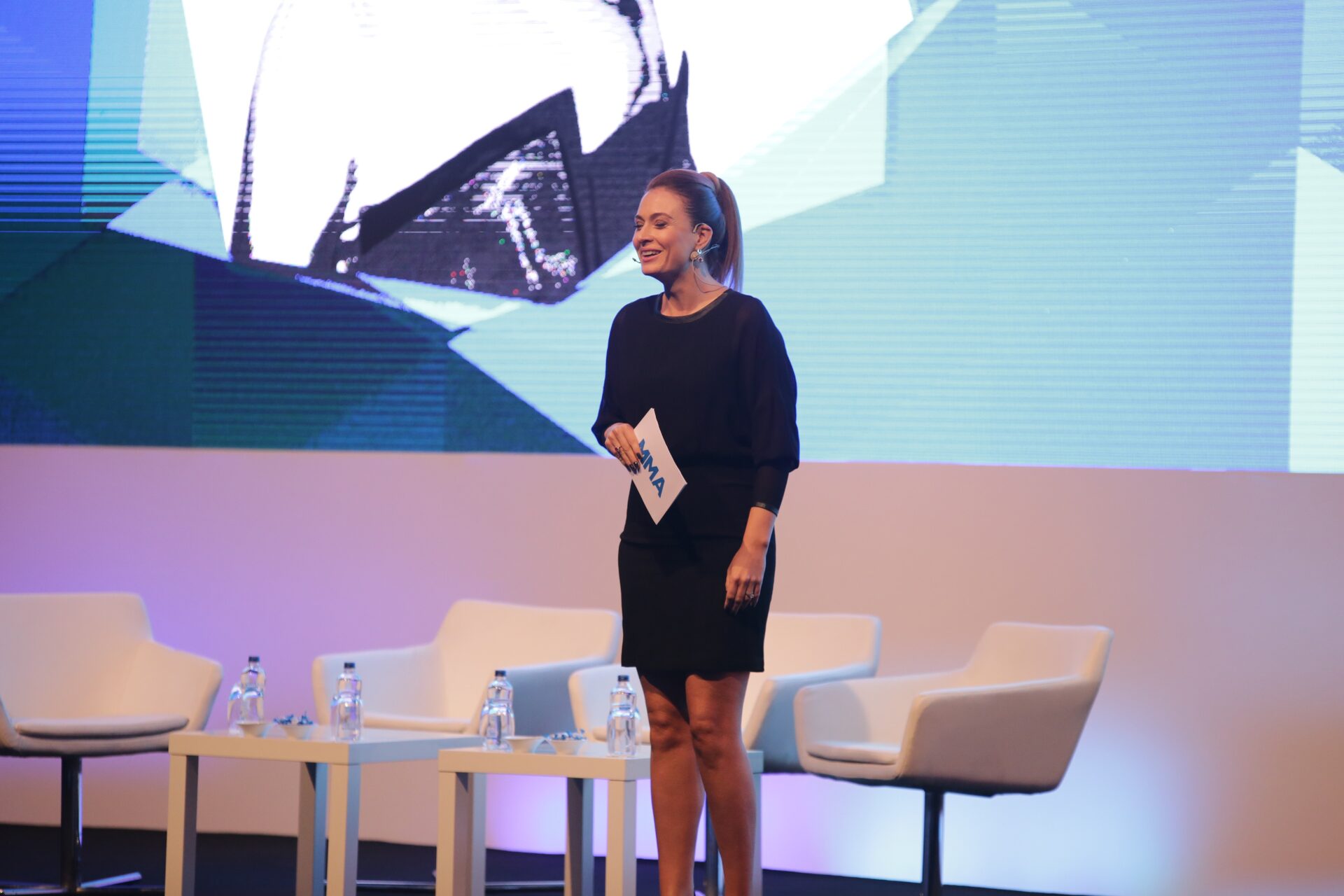 MMA Forum İstanbul — Ana ekran ve sahne